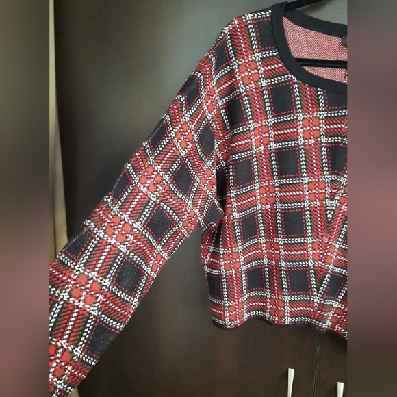 Torrid Plaid Cropped Cotton Sweater NWOT - Picture 7 of 10